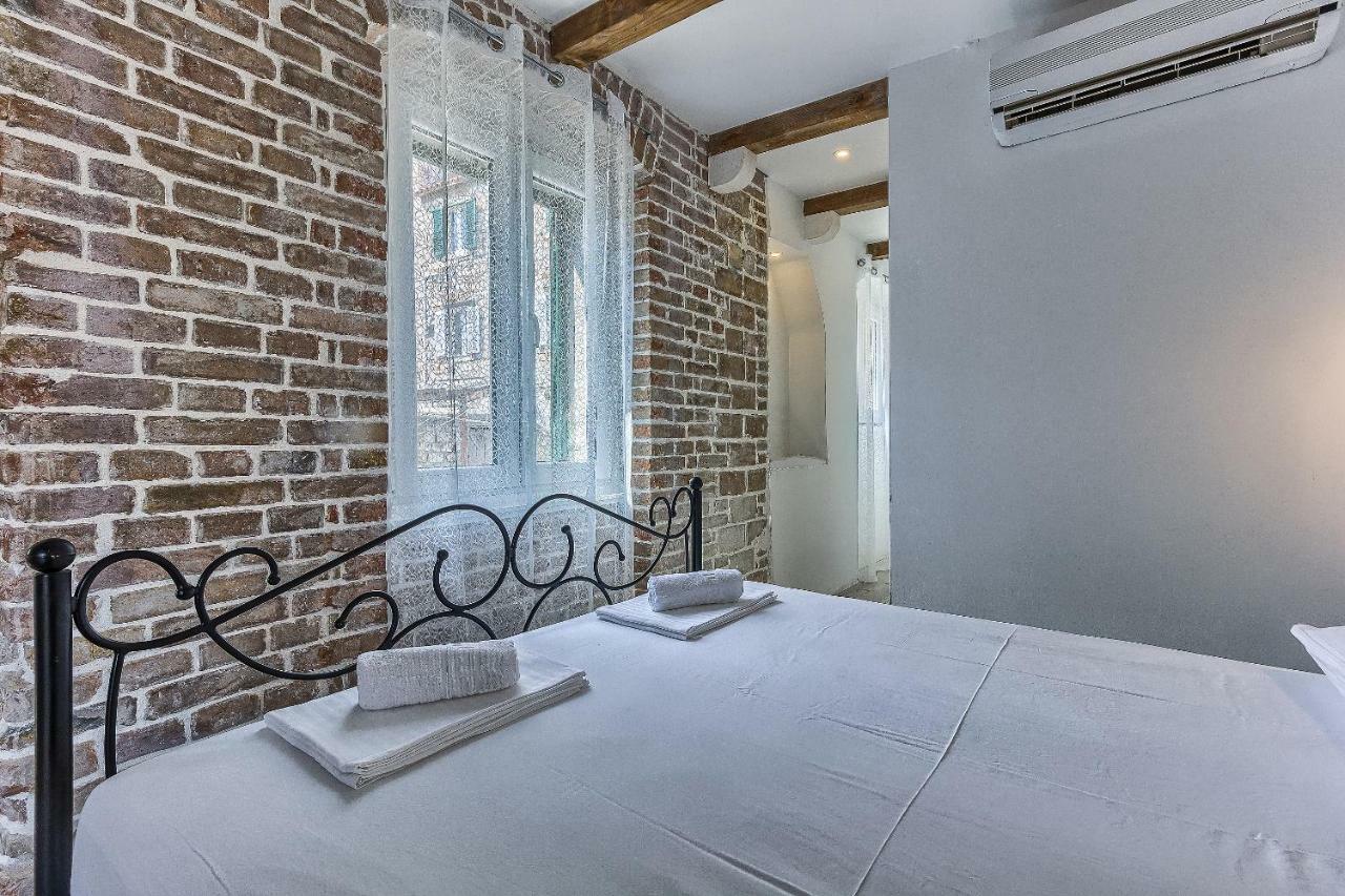 Studio Apartment With Balcony Σπλιτ Εξωτερικό φωτογραφία